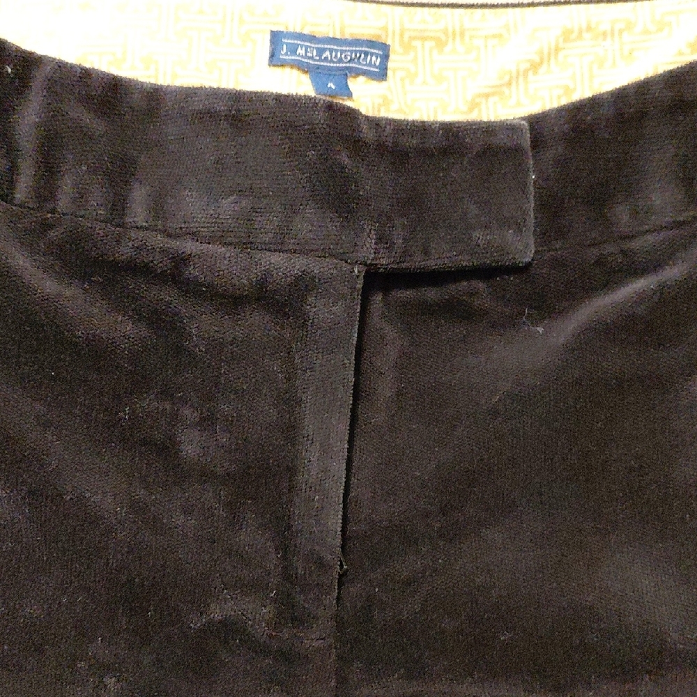 J. McLaughlin Classic Black Velvet Skirt